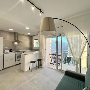 Sea Views Sanatori Beach, Barcelona Appartement