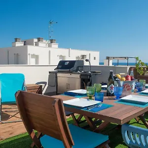 New With Big Terrace 10 Min Walk To Supermarkets Appartement